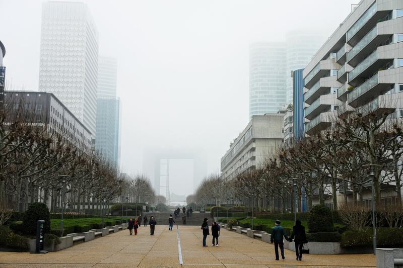 men, incidental people, 4K, building, cityscape, group of people, facade, built structure, skyscraper, plant, france, nature, la defense, sky, people