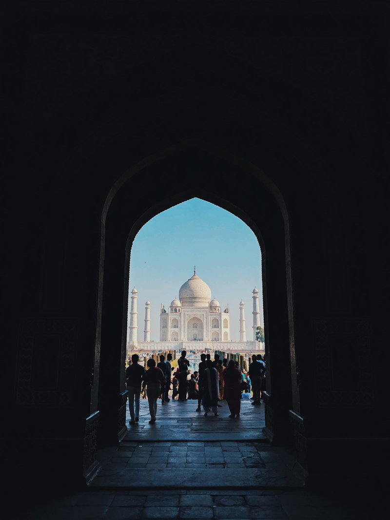 building exterior, 4K, front, men, dome, group of people, crypt, architecture, mosque, tourism, spire, tower, india, gate, taj mahal, travel, mughal, tourist