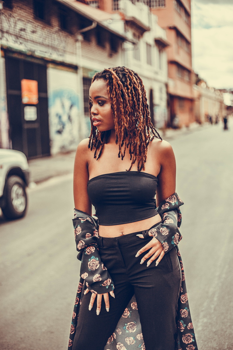 young adult, architecture, hair, hairstyle, south africa, standing, long hair, young women, adult, fashion, women, lifestyles, front view, outdoors, three quarter length