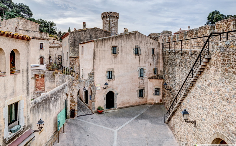 city, Architecture, no people, concrete, brown, catalonia, building, de, building exterior, tossa, girona, 4K, residential district, cloud - sky, sky