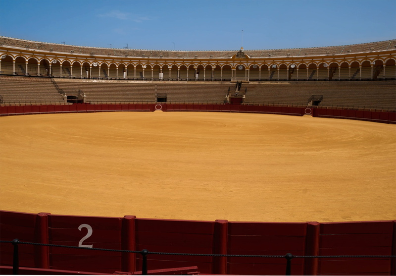 arena, history, sports, motion, spain, dirt, ring, travel destinations, fighting, seat, built structure, arts culture and entertainment, city, stadium