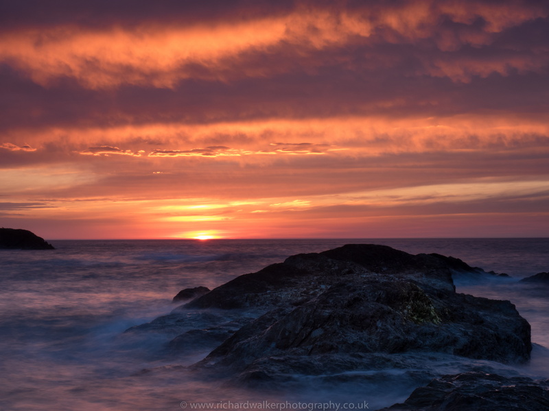 scenics, clouds, wave, sky, 4K, photo, Devon, sea, nature, ocean, landscape, black sky, Before The Storm, orange, beach, seascape, black, rock, dusk, Ilfracombe