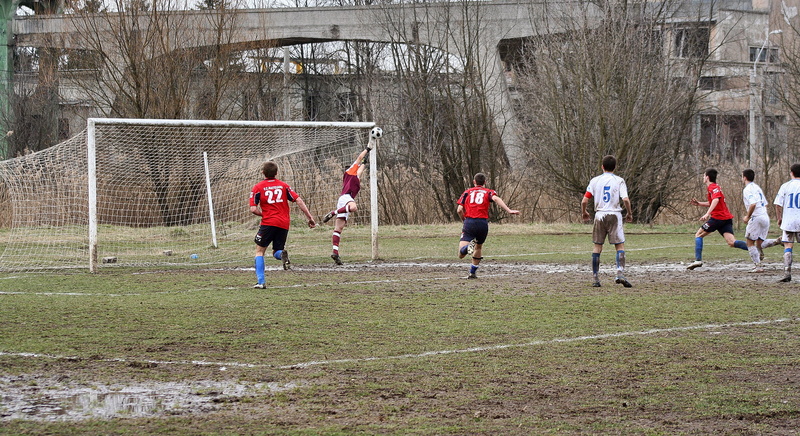 fun, sport, outdoor activities, boys, children playing, exercising, men, people, splash, athlete, soccer players, player, soccer, running, soccer uniform