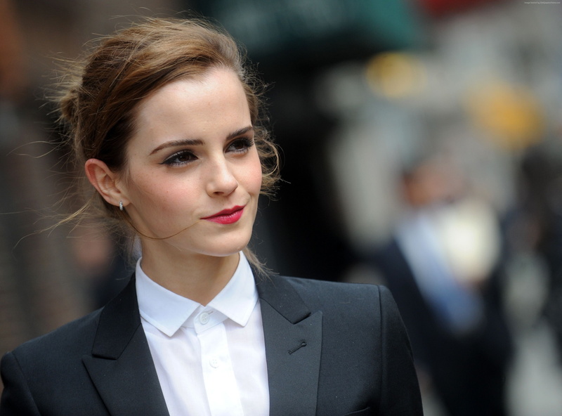 yellow, t-shirt, Emma Watson, 2K, room, EM, interior, Emma Charlotte Duerre Watson, actress