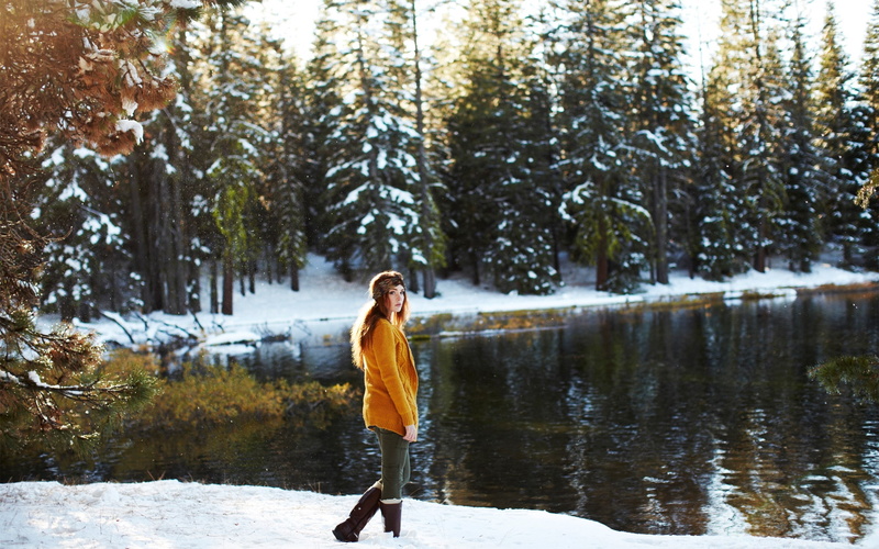 smiling, beauty, real People, copy Space, river, em, day, walking, young Women, non-urban scene, casual Clothing, water, outdoors, fun, clothing, only Women