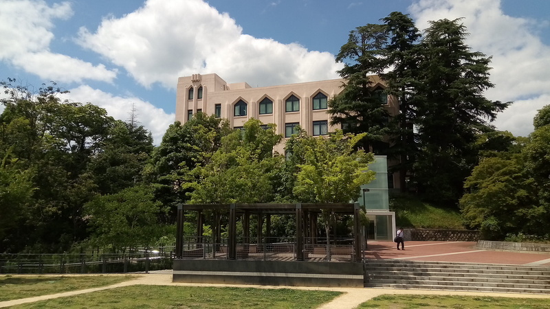 toyonaka-shi, plant, the past, sunlight, building exterior, shadow, architecture, outdoors, built structure, grass, 2K, city, nature, cloud - sky, university