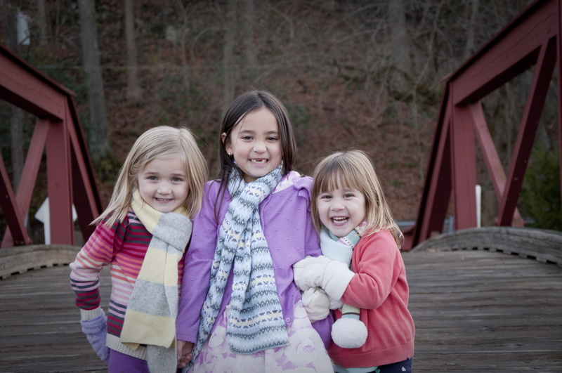 children only, innocence, portrait, offspring, 4K, posing, bridge, sibling, sister, friendship, scarves, elementary age, looking at camera, people, daughter