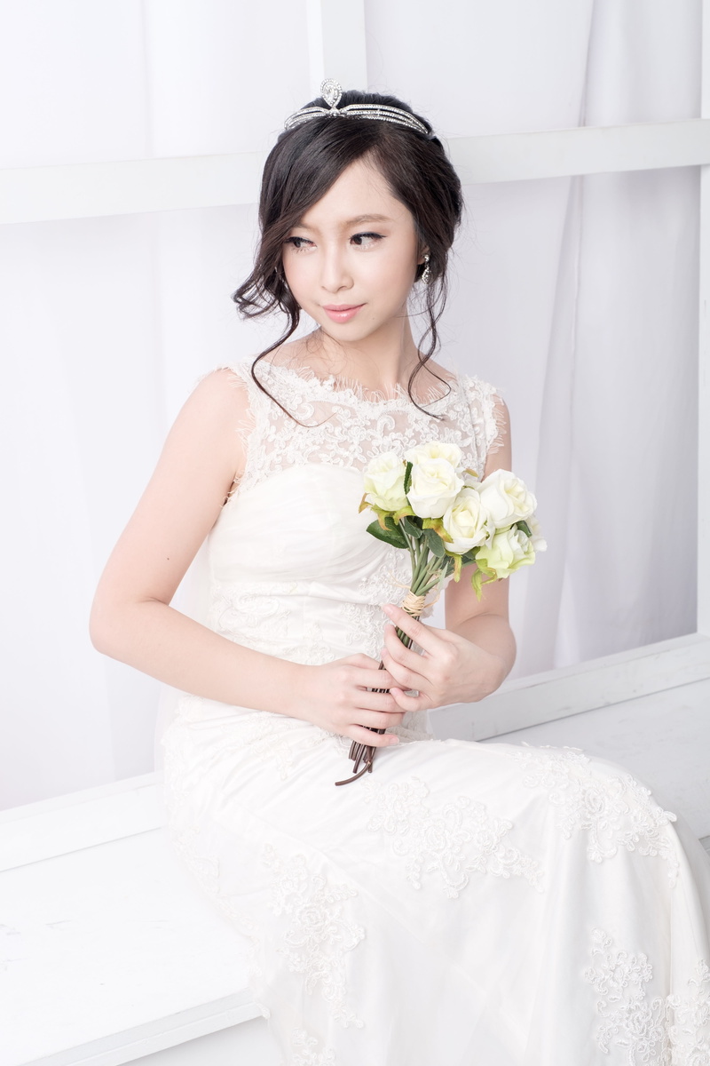 beautiful woman, wedding, plant, white color, girls, life events, adult, wedding dress, women, bouquet, married, dress, wedding ceremony, bride, holding