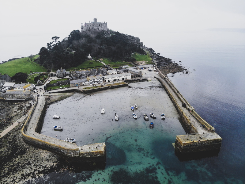 town, history, transportation, sky, built structure, ocean, building, tourism, deterioration, water, sea, belief, harbor, nature, the past, house, urban