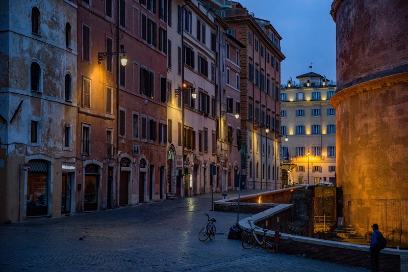 architecture, religious, city life, building, religion, facade, historic, person, mode of transportation, dawn, tourism, window, monument, rome, group of people