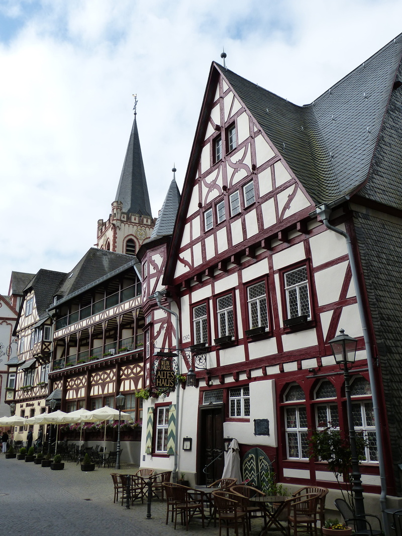 outdoors, building exterior, house, roof, middle rhine valley, built structure, fachwerkhaus, cloud - sky, sky, world heritage, historically, middle rhine