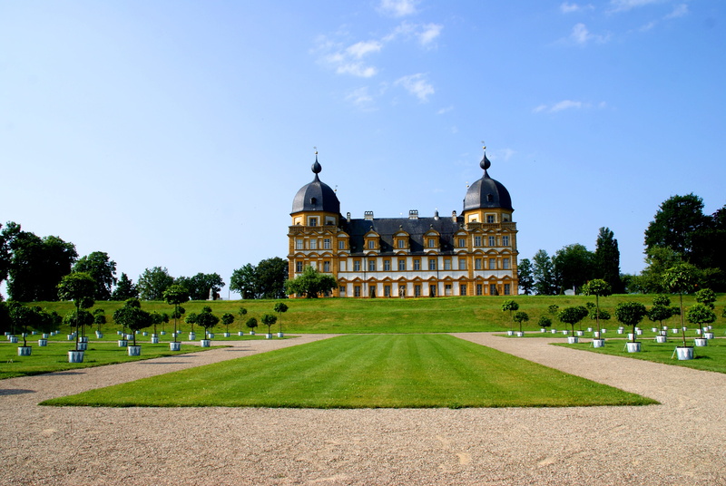 spire, tree, plant, travel destinations, no people, Garden, grass, tourism, built structure, history, lawn, nature, Castle, green area, outdoors, visit
