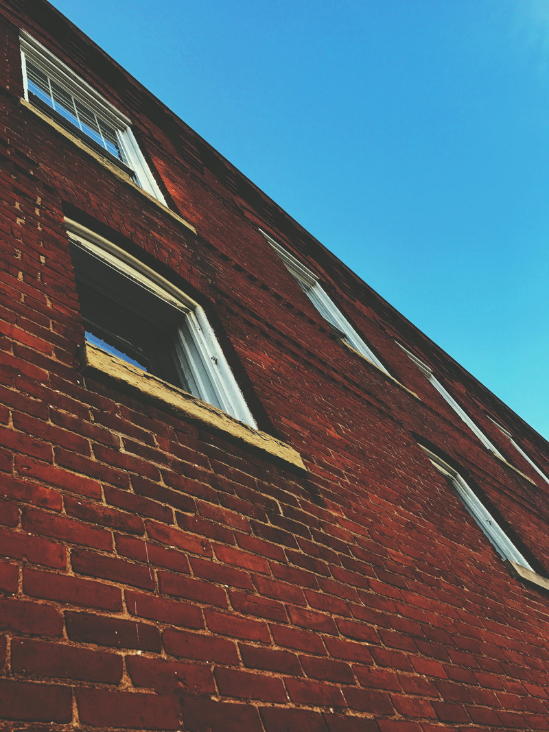 sky, united states, exposed, low angle view, architecture, chipped, brick, valparaiso, wall - building feature, windows, 4K, outdoors, copy space, building exterior