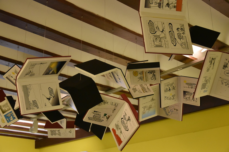 human representation, 5K, adhesive note, yellow, message, script, cervantes, paper, literature, creativity, communication, house of cervantes, text, non-western script