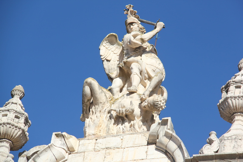 solid, architecture, valencia, built structure, maestrazgo, clear sky, art and craft, travel destinations, history, craft, male likeness, 5K, human representation