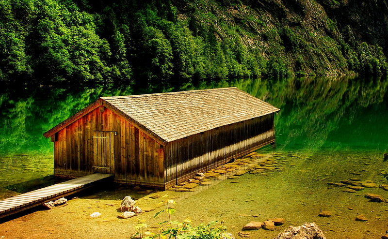 sunshine, green, boathouse, land, mood, holiday, 1080P, holidays, forest, landscape, bergsee, growth, non-urban scene, bavaria, romantic, view, leisure