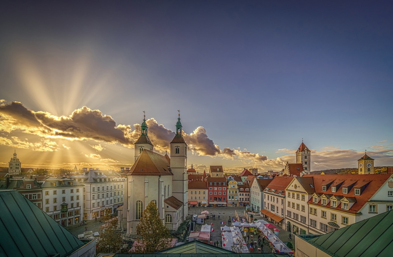 building, Regensburg, home, Bayern, area, 2K, rays, Neupfarr church, Germany, Bavaria, Church, Neupfarrplatz