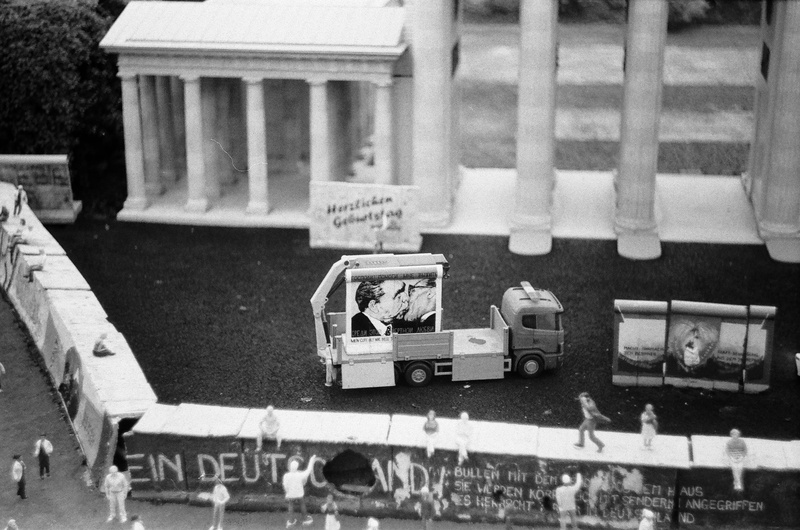 dom, no people, brussels, public transportation, kiss, minieurope, bulldozer, outdoors, mode of transportation, train - vehicle, 35mm, abandoned, brezhnev