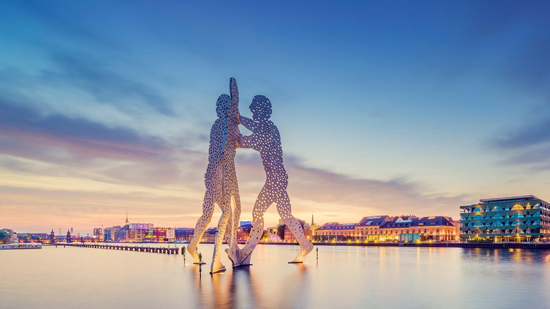 transportation, connection, bi, german, nature, building exterior, cloud - sky, outdoors, cityscape, berlin, spree, arts culture and entertainment, sculpture