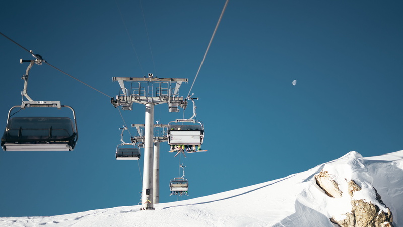 piste, white, overhead cable car, sankt moritz, mode of transportation, cable car, sport, moon, no people, tower, outdoors, swiss alps, snowcapped mountain