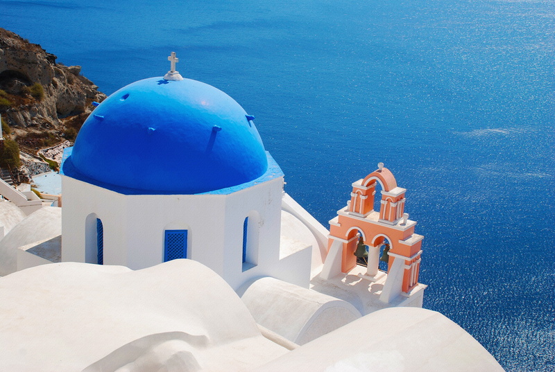 santorini, day, white, mediterranean, religion, sea, travel, outdoors, 4K, tourism, whitewashed, cold temperature, dome, blue, greece, travel destinations