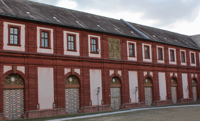 inlays, cloud - sky, entrance, building, roof, the past, history, no people, building exterior, nature, brick, castle tract, outdoors, barakenbau, city