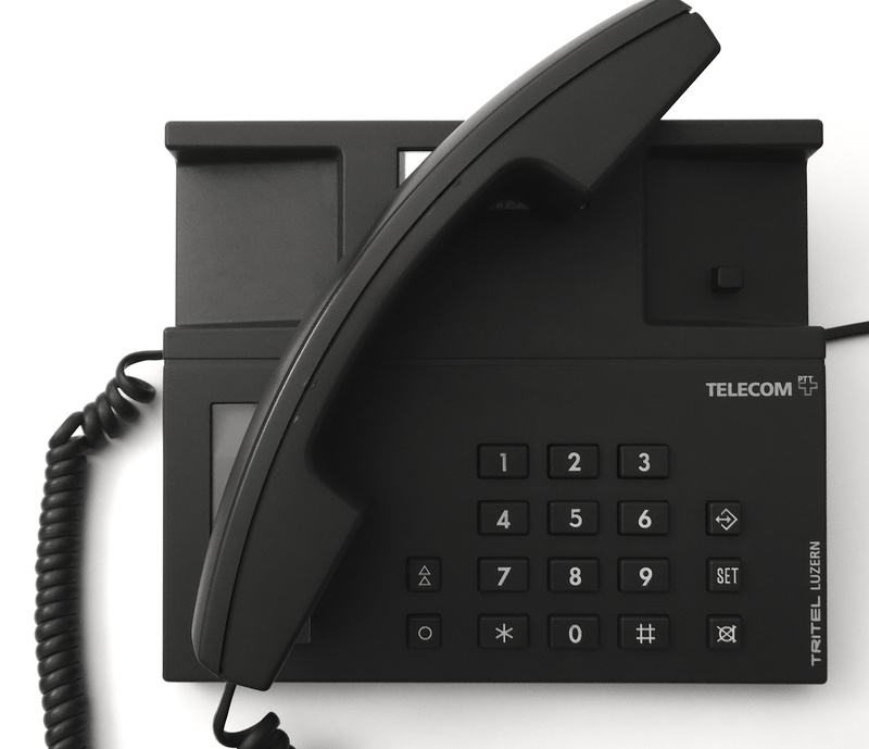 letter, push button, no people, telecom, talk, make the call, studio shot, 2K, listen, keypad, phone, black color, black, calculator, communication, electrical equipment