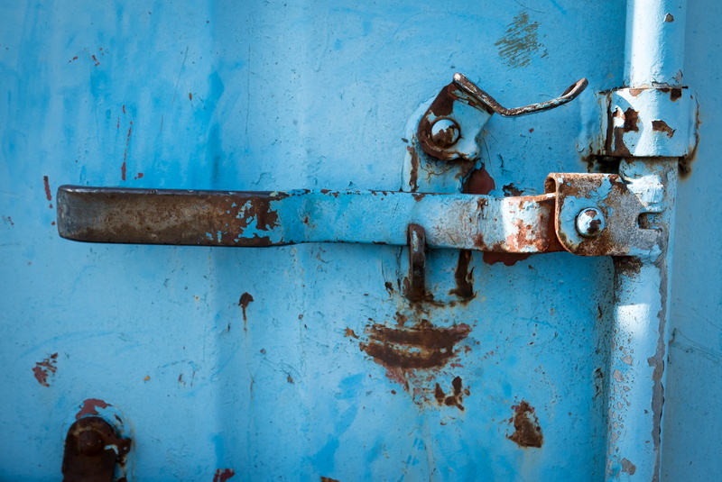 decline, day, lever, latch, textured effect, container, close-up, jack, input, weathered, abandoned, transport, run-down, handle, protection, safety, door knob