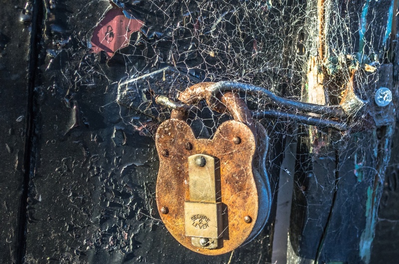 locked, outdoors, entrance, safety, damaged, communication, private, secret, 1080P, close-up, lock, decline, security, protection, iron, weathered, no people