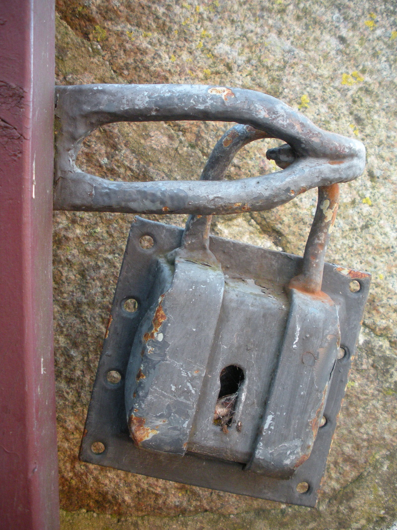 rusty, Century, Padlock, gray, deterioration, metal, close-up, wrought iron, 1700, focus on foreground, iron - metal, decline, lock, safety, hanging, weathered