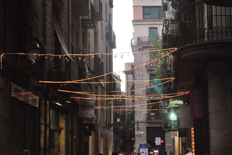 city street, street light, road, cable, architecture, complexity, town, 2K, city lights, city, no people, residential district, transportation, city life