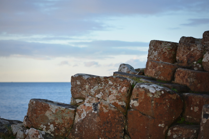 sea, land, 5K, tranquility, rock, unseco, sky, water, rock - object, solid, old, giants causeway, day, scenics - nature, beauty in nature, outdoors, tranquil scene