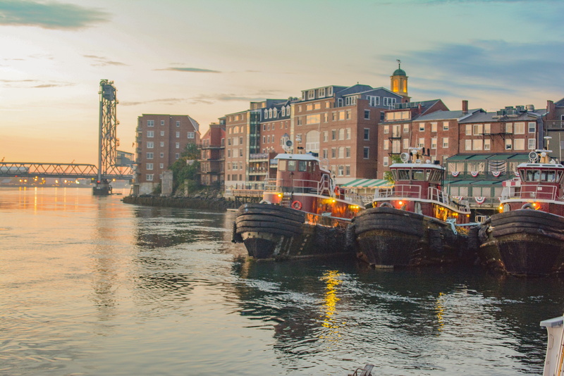 nautical vessel, harbor, building, reflection, 8K, waterfront, city, no people, portsmouth, cityscape, cloud - sky, water, residential district, mode of transportation