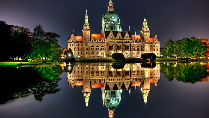 building exterior, built structure, nature, travel destinations, night, Lights, no people, Old Building, Clock Towers, Mirrored, lake, Cityscape, sky, reflection