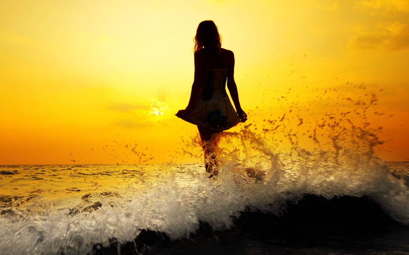 background, nature, sea, lifestyles, outdoors, relaxation, beach, river, full screen, rear view, coastline, leisure activity, hair, sand, figure, silhouette
