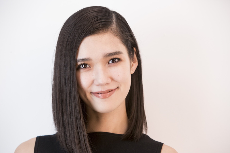 Japanese, brunette, 2K, Tao Okamoto, actress, simple background, Asian, women, model