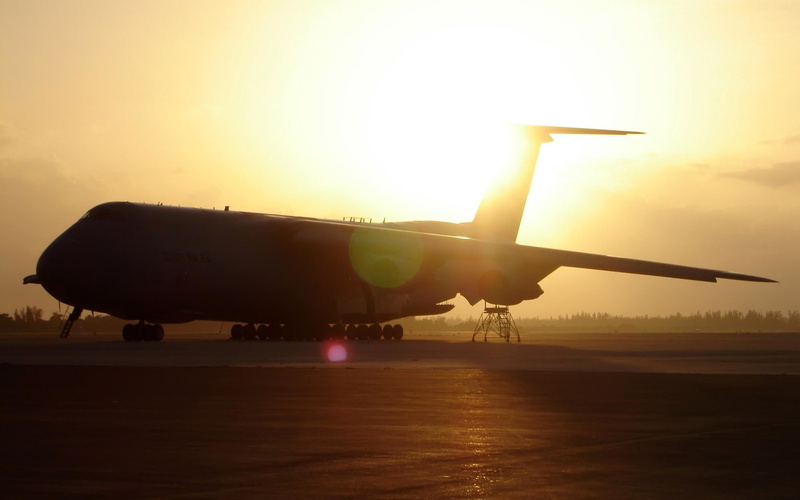 water, Silhouette, beauty in nature, no people, airport, outdoors, 1080P, orange color, airplane, airport runway, nature, transportation, Lockheed C 5 Galaxy