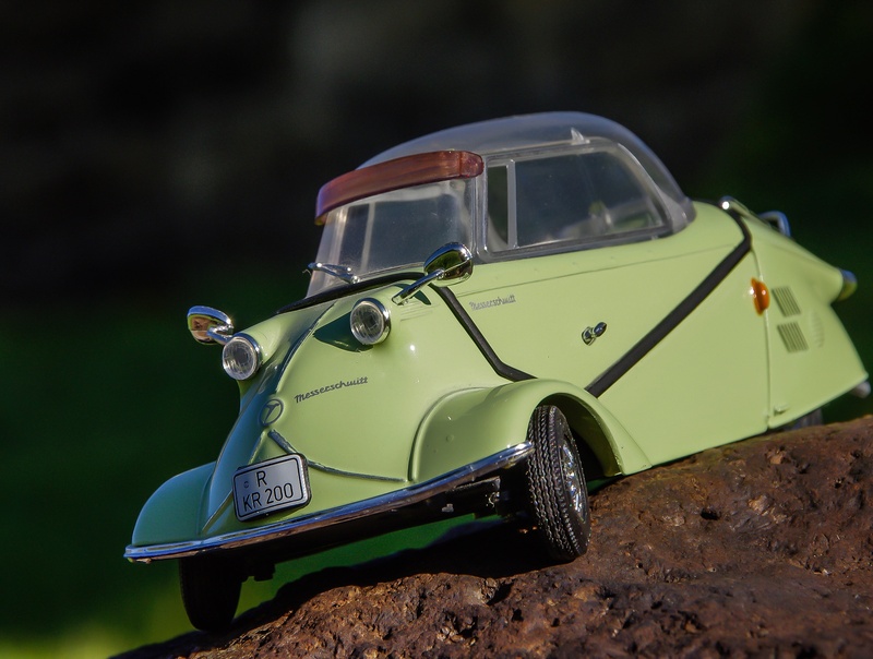 car, speed, 3 wheeler, motor vehicle, nature, land, classic, bubble, oldtimer, engine, outdoors, stationary, green, retro, land Vehicle, small, vehicle