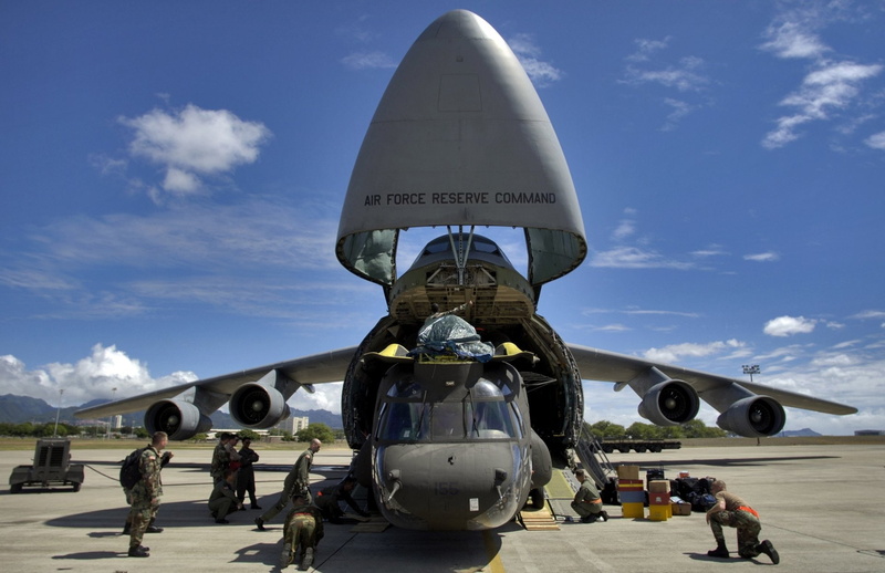 outdoors, nature, day, army, mode of transportation, government, 1080P, aerospace industry, Military Transport Aircraft, air vehicle, incidental people