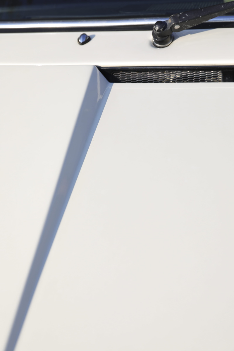 indoors, computer hardware, white, home interior, building, hygiene, day, porsche, white color, high angle view, no people, dishwasher, still life, computer