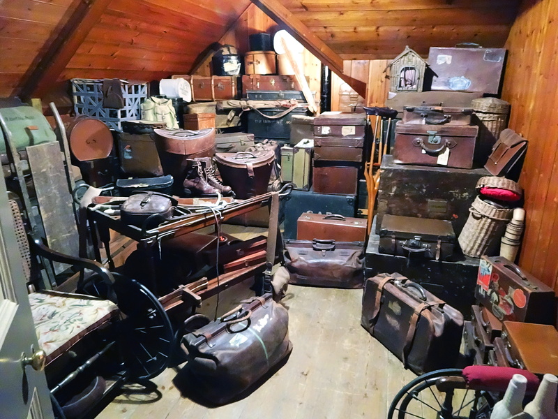 4K, furniture, leather, day, indoors, transportation, storage room, store, travel, choice, trunk, lumber room, large group of objects, storage closet