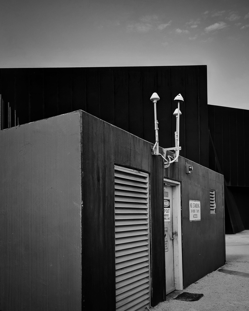 wall - Building Feature, photography, monochrome, building Exterior, city, grayscale, 2K, room, facade, urban Scene, building, street, outdoors, no People