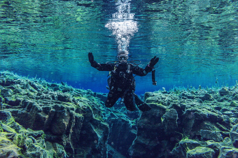 water sports, day, tectonically, bubbles, colorful, waters, trilaminate, ice cold, equipment diving, underwater, fins, undersea, outdoors, silfra-column