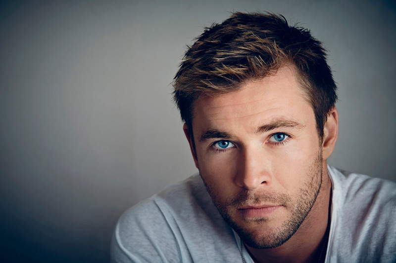 photoshoot, top, beard, men, studio shot, casual clothing, indoors, for the film, Chris Hemsworth, Cyber, 1080P, close-up, copy space, s, adult, gray