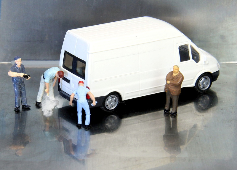 adult, repair, fine dust, model construction figure, transportation, workshop, occupation, co2, scam, shipping, miniature figures, freight transportation