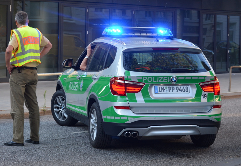 Man, motor vehicle, Police, emergency Services, men, police Car, editorial, clothing, protection, 4K, Old, security Staff, hamburg, government, occupation