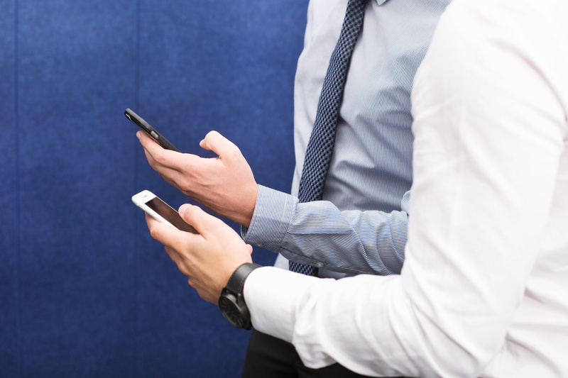phones, business person, well-dressed, wireless technology, iPhone, holding, Professional, men, males, Meetings, Teamwork, cell, corporate business, 4K