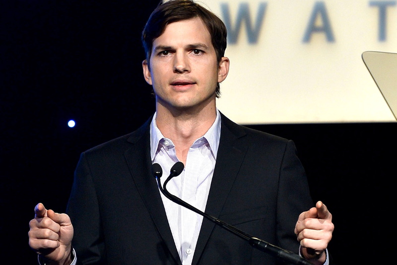 microphone, suit, portrait, politics, politician, actor, front view, 1080P, business person, s, jacket, input device, young men, men, business, beautiful people