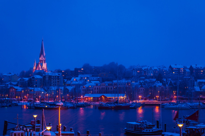 lamps, travel destinations, spotlight, stadtmitte, germany, city, river, snow, winter, light, port, sky, lights, sail, cityscape, night, fjord, sea, church