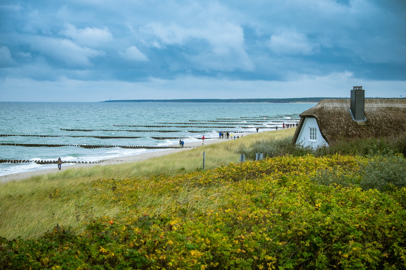 Ahrenshoop, sky, built structure, day, 4K, tranquil scene, horizon over water, cloud - sky, land, tranquility, architecture, water, plant, nature, scenics - nature